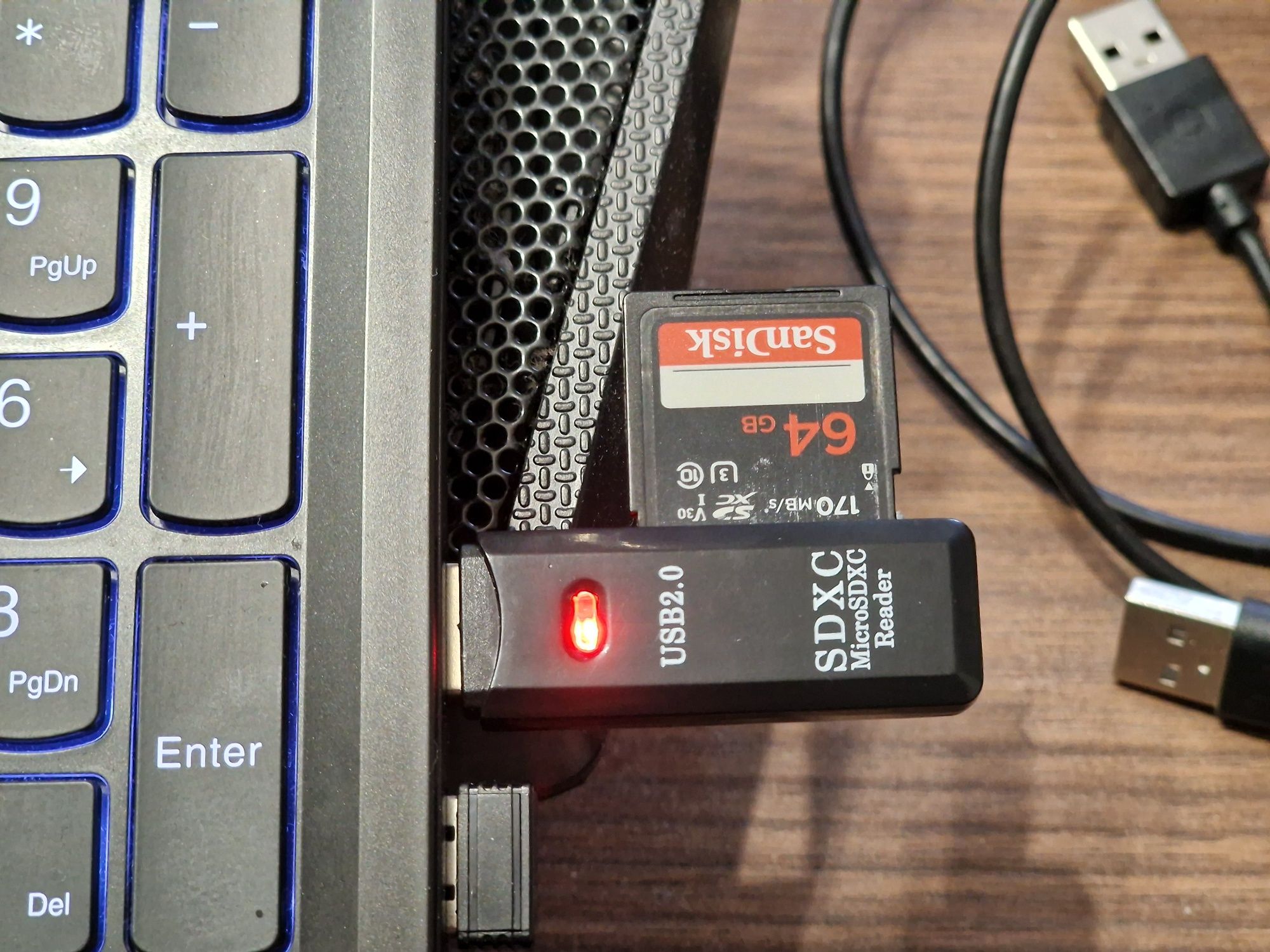 Четец за карти cardreader 2 в 1 microSD & SD