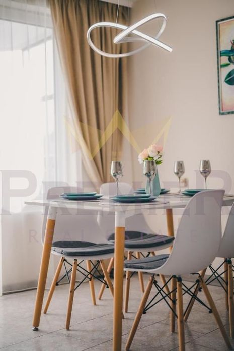 Дава се под наем Тристаен апартамент в Варна, Център - 90 кв.м за 765 € - Снимка #10