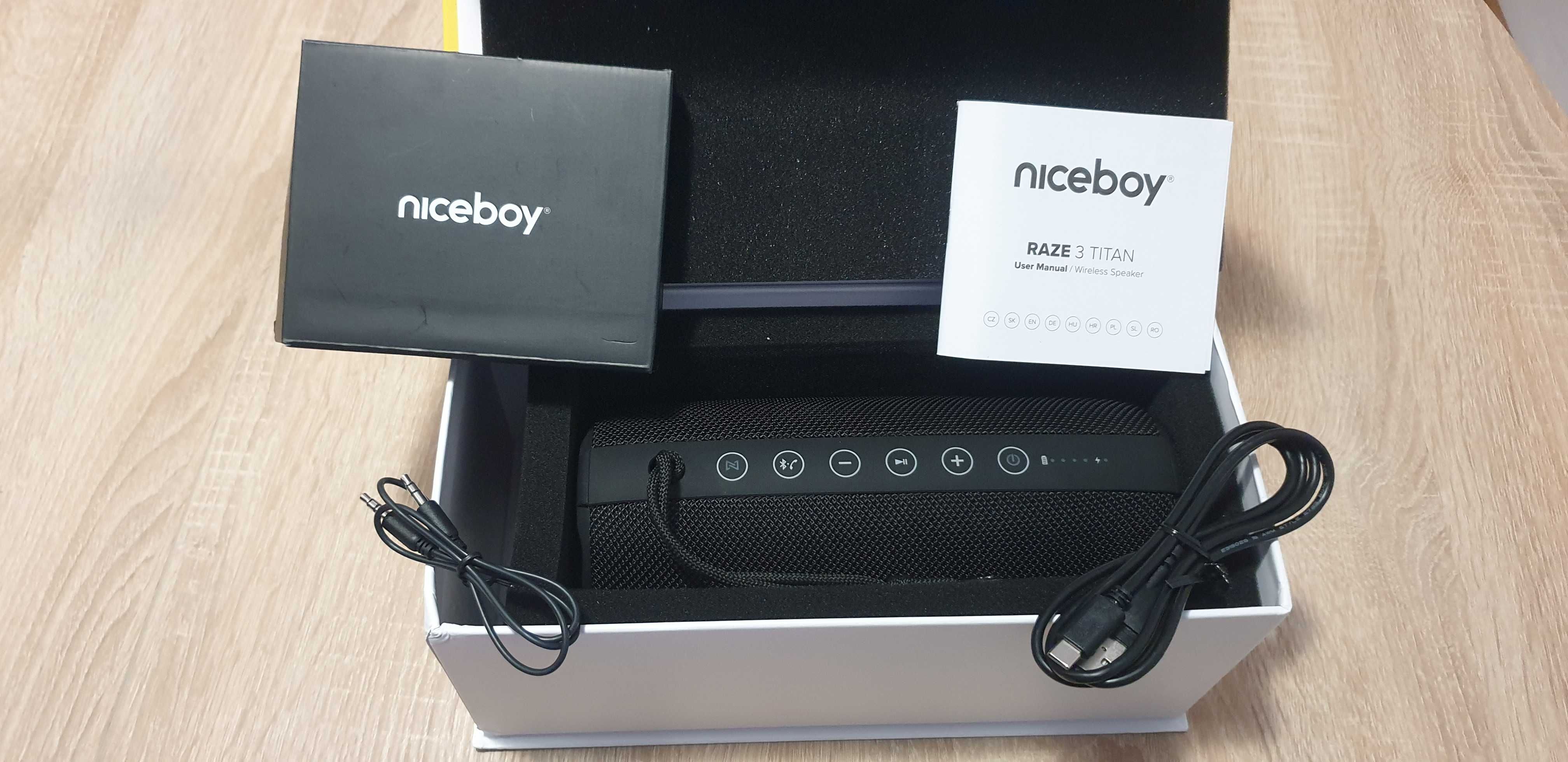 Boxa portabila cu bluetooth, Niceboy RAZE 3 Titan, 500 lei.