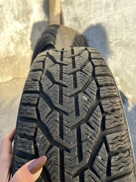 Anvelope de iarnă Sebring+ capace