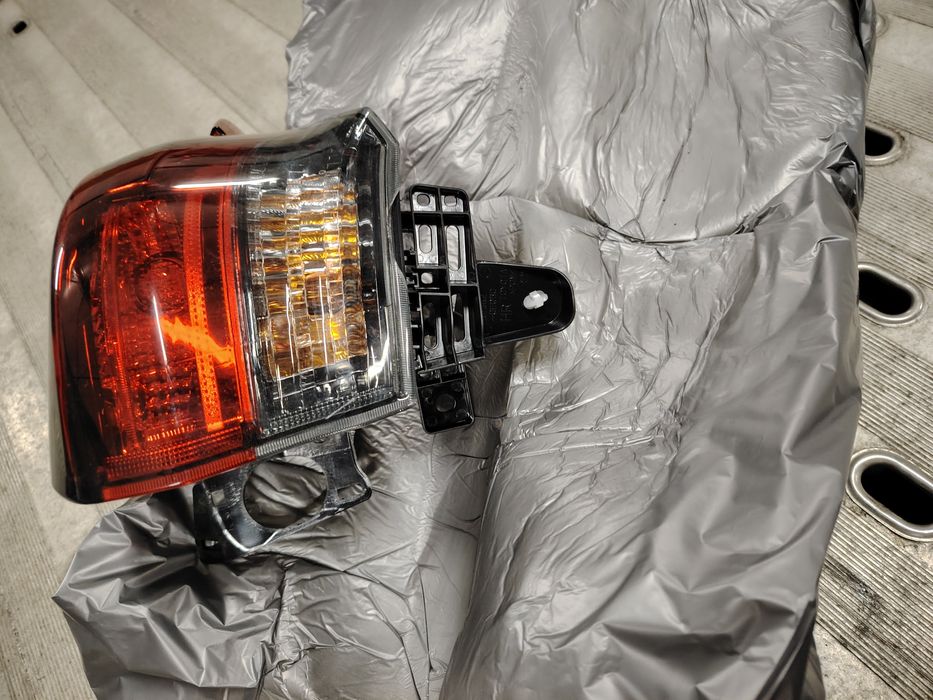 Stop dreapta pentru Toyota Hightlander 2024