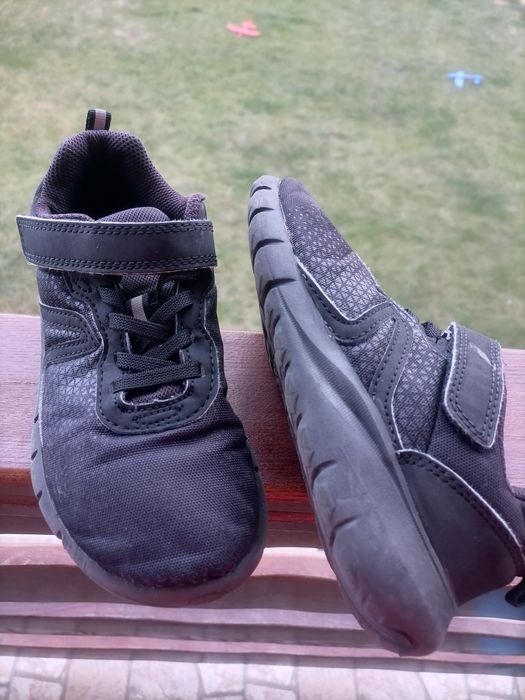 Adidași  mărimea 33