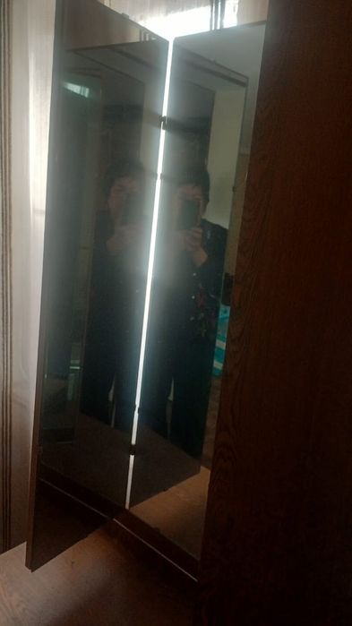 Тумба с зеркалом. Шкаф с зеркалом