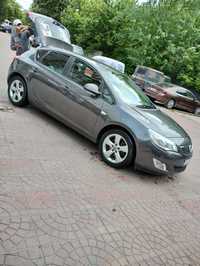 Opel Astra j 1.7 cdti