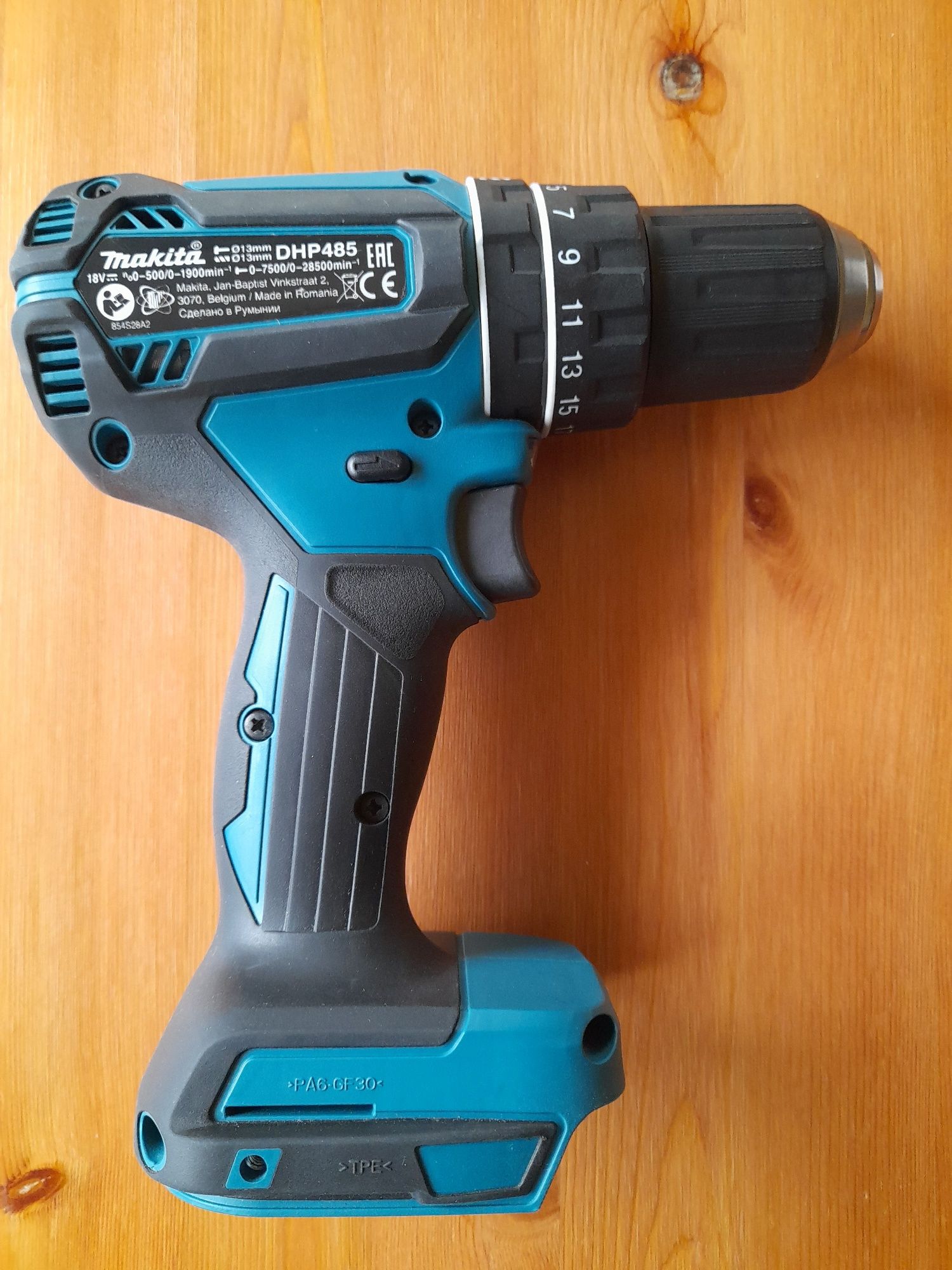 Makita DHP485 masina de gaurit si insurubat cu percutie