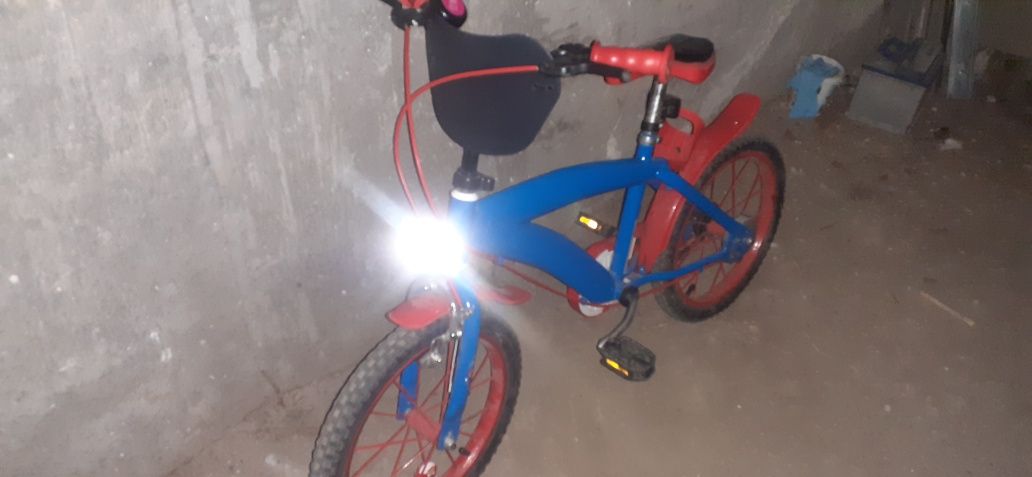 Vand bicicleta baieti 16 inchi