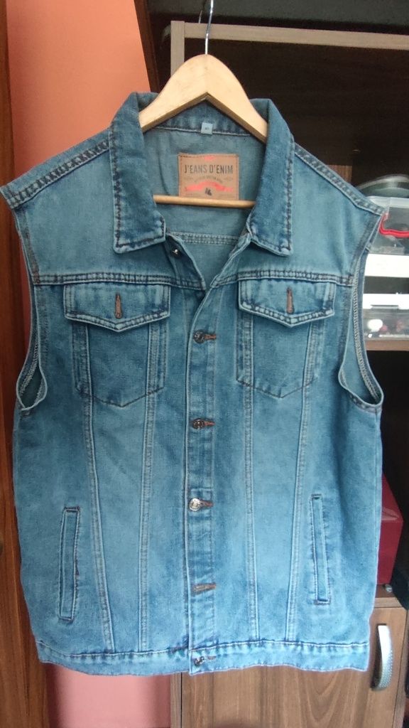 Vestă blugi nouă