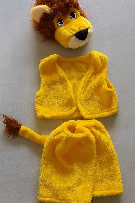 Детски карнавален костюм за 3-6г. 18лв