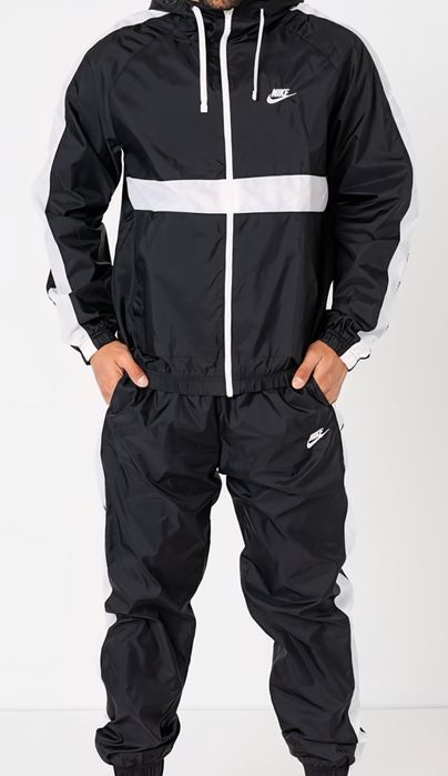 Trening fâș Nike ,XL ,purtat de 2 ori,ca nou