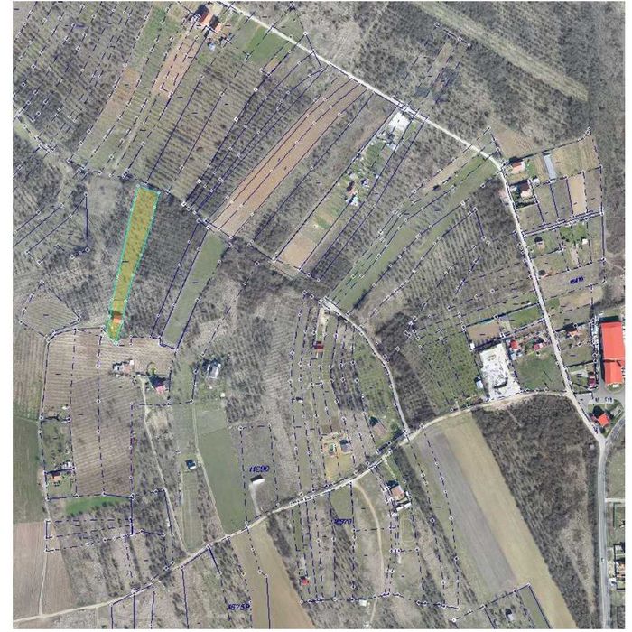 Teren 3687 mp cu casa si 2 fronturi stradale de vanzare Oradea