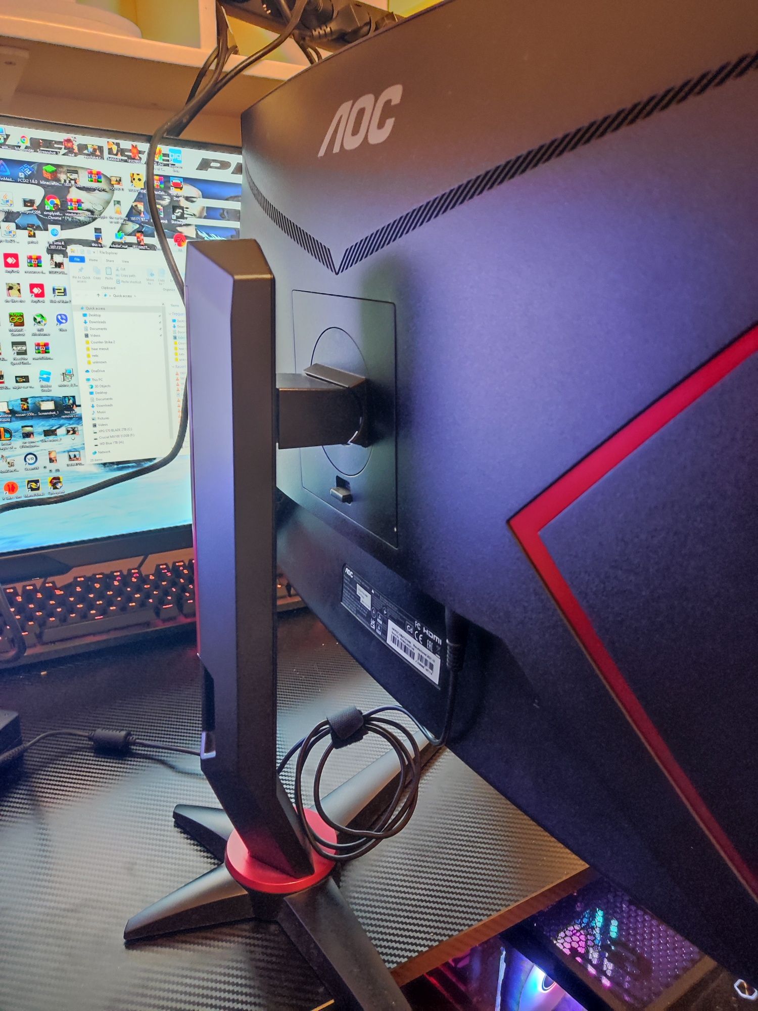 Геймърски монитор AOC CQ27G2U/BK 27" 1440p 144hz VA ЗА ЧАСТИ