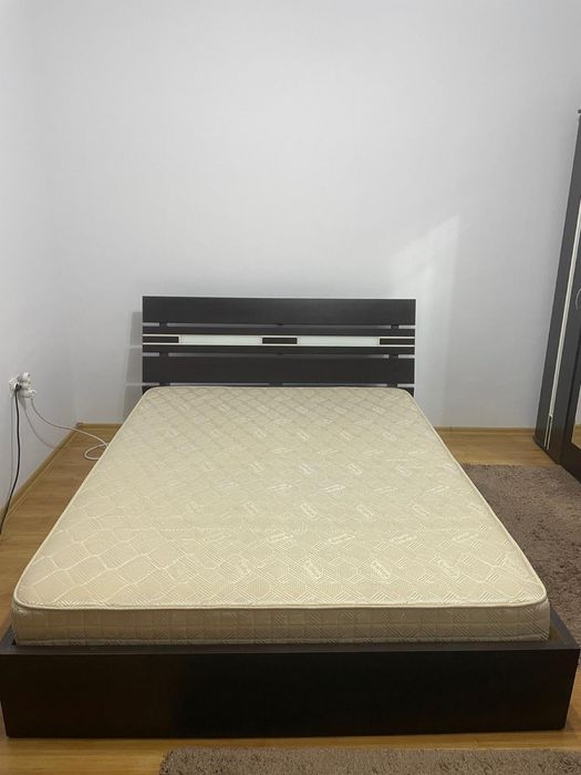 Pat 160x200 + saltea stare buna