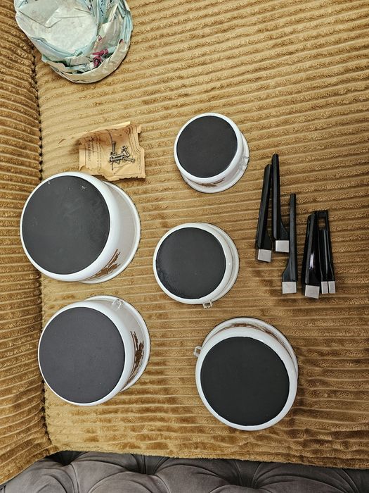 Set cratiti emailate cu mânere, noi