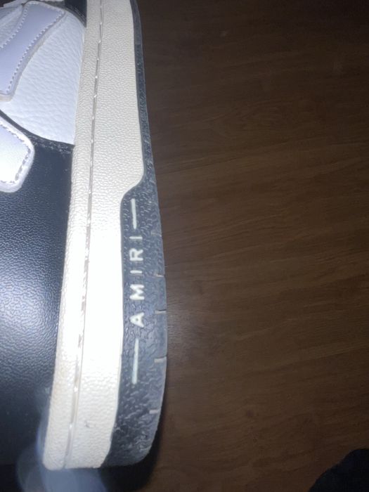 Vând amiri skeleton