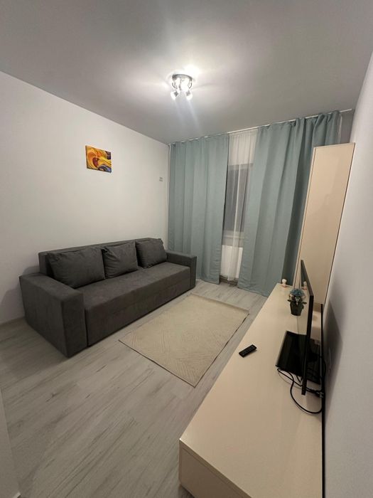 Inchiriez garsoniera Weiner Palada Militari Residence