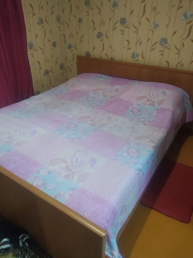Продам   кровать б/у