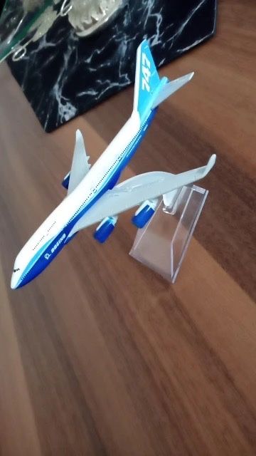 Macheta avion Boeing 747