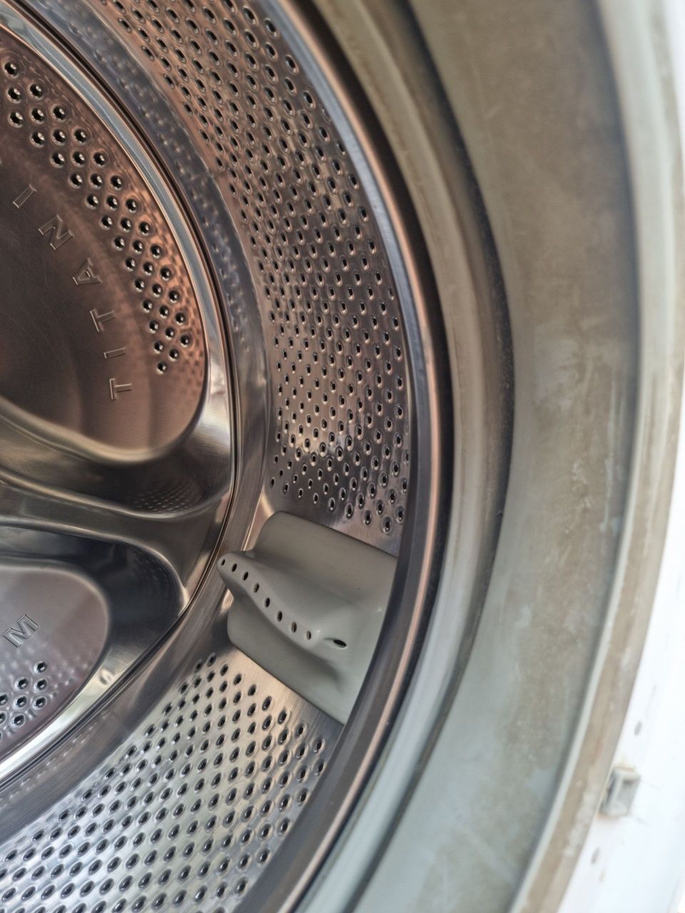 Kir moshina Hotpoint arison

ARISTON