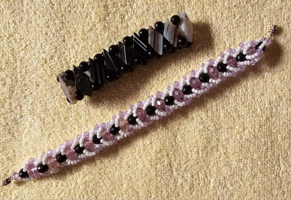 Браслеты hand made.