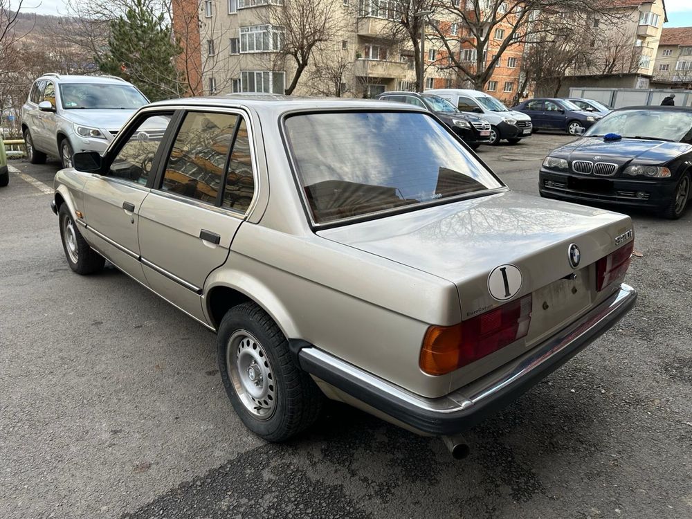 Bmw e30 320i manual ,acte italia , aer conditionat.