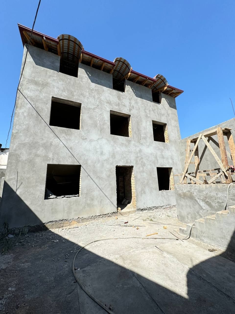6-ти комн. 3-х уровневый ДОМ (коробка). Сергели, Узгариш. Участок 2,3