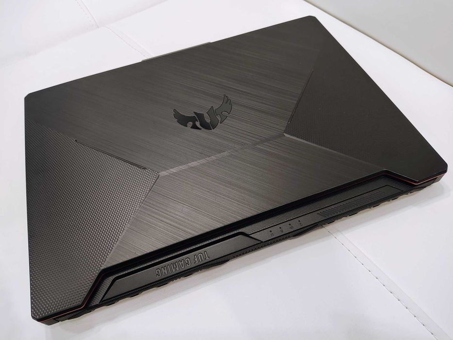 Laptop gaming Asus ROG TUF, intel core i7-10750H, video  6 GB