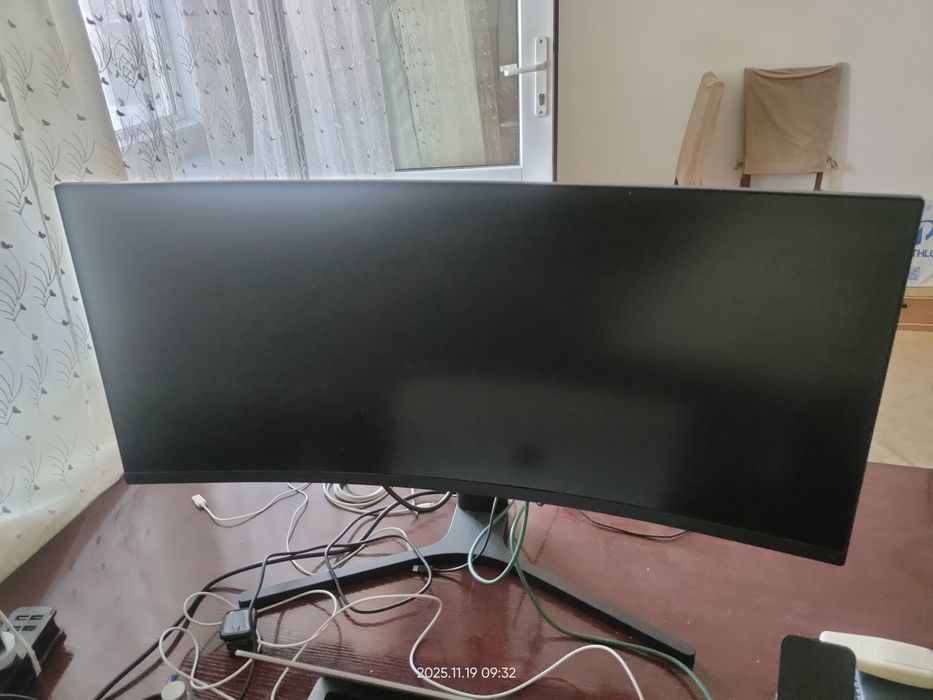 Mi — 34″ Xiomi 4K Curved Monitor, VA, 144Hz, 6mc, WQHD (3440 × 1440),