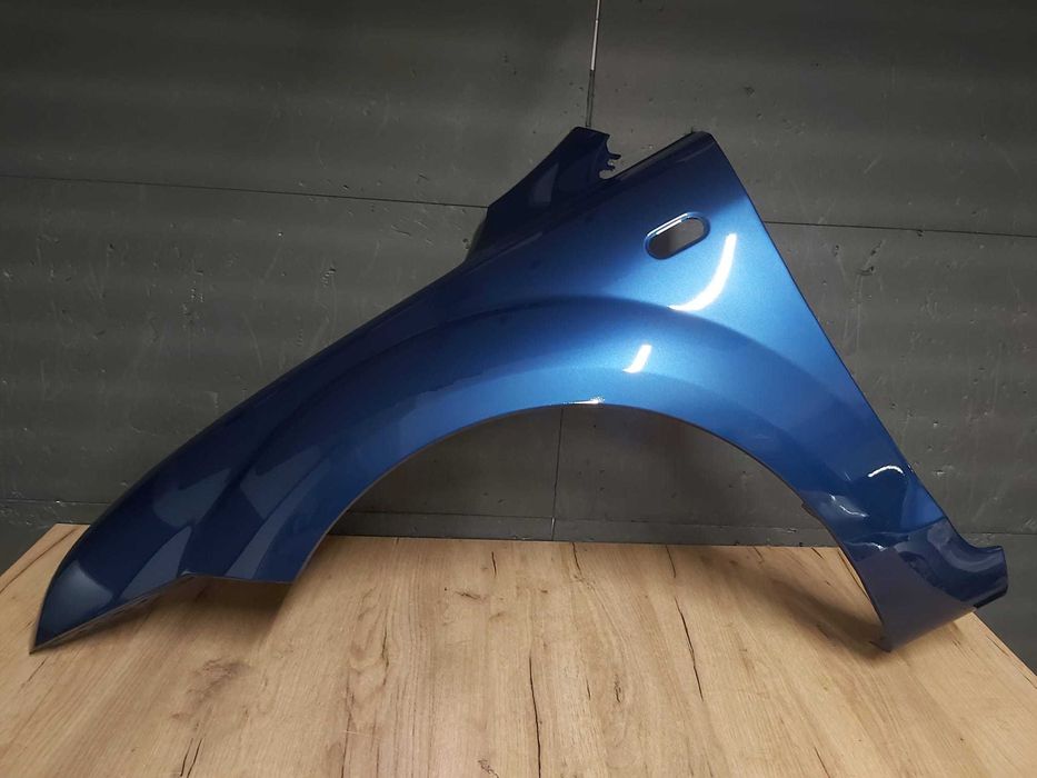 Aripa Fata Stanga Ford Focus 2/II 2004-2008 (Ocean Blue Mettallic)