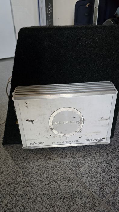 Бас каса с усилвател