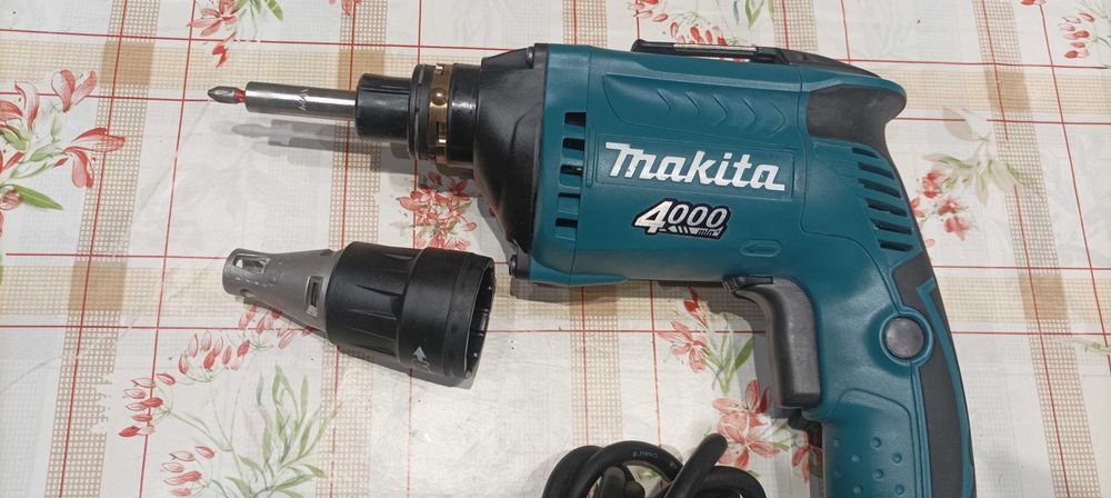 MAKITA FS400 Винтоверт електрически