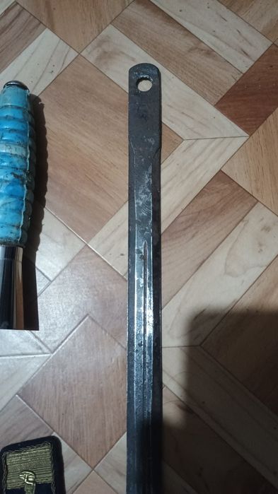 Продават се всичко от снимките