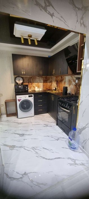 Срочно! Квартира на Ц1 2/4/4 общ пл 56м Евро с обстановкой