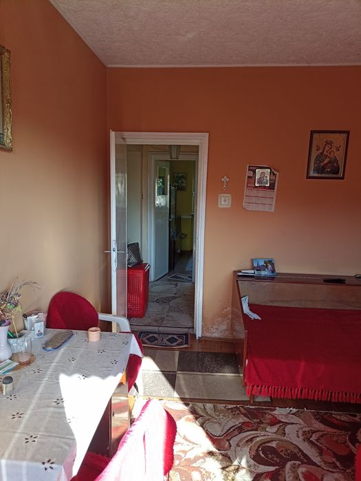 Ocazie ! Vand apartament 3 camere decomandat