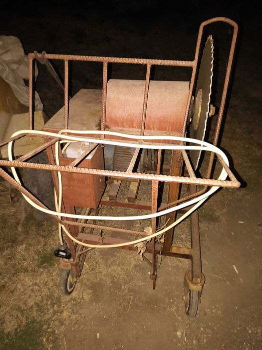 Циркуляр за рязане на дърва