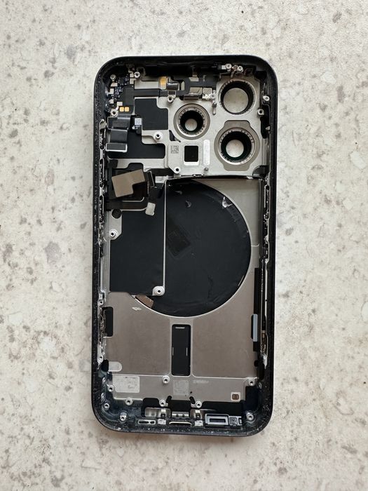 Carcasa iPhone 15 Pro Blue Titan, cu flex-uri, ca noua