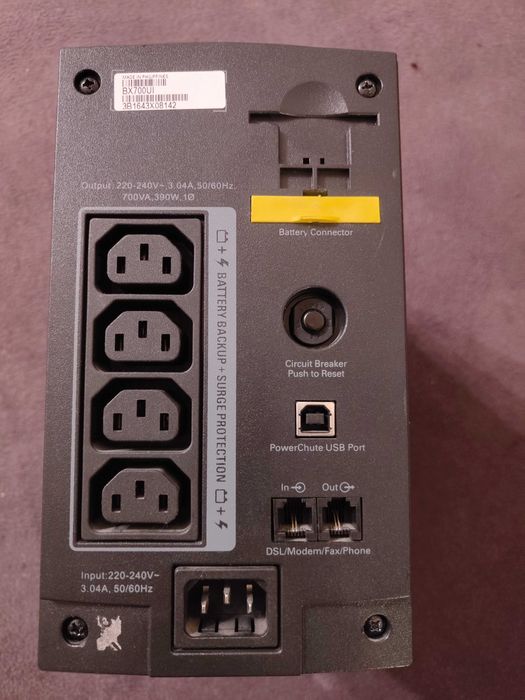 UPS APC BX700UI 700VA fără acumulator