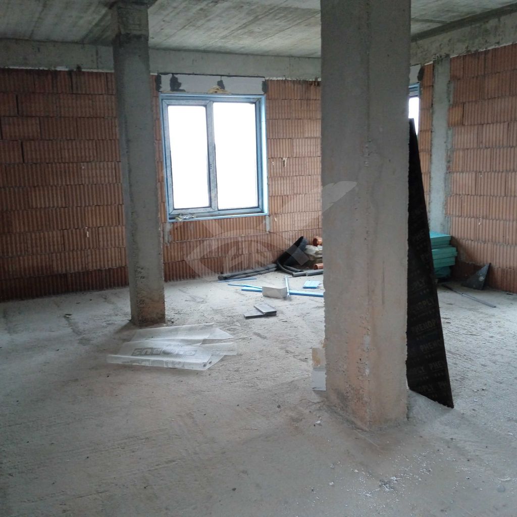 Продава се Къща в Пловдив, Коматевски възел - 312 кв.м за 1026 €/кв.м - Снимка #6