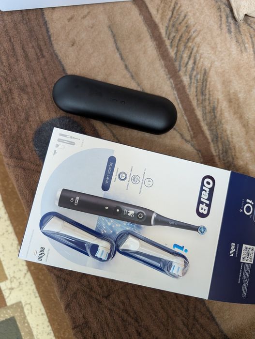 Periuța de dinți Oral-B IO6