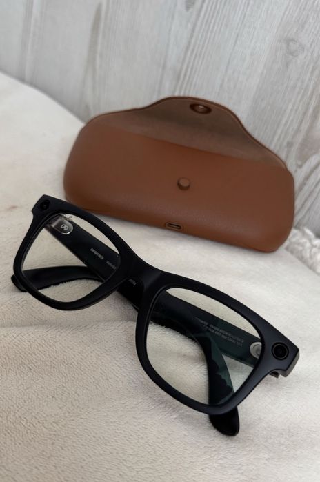 RayBan meta в идеале новый