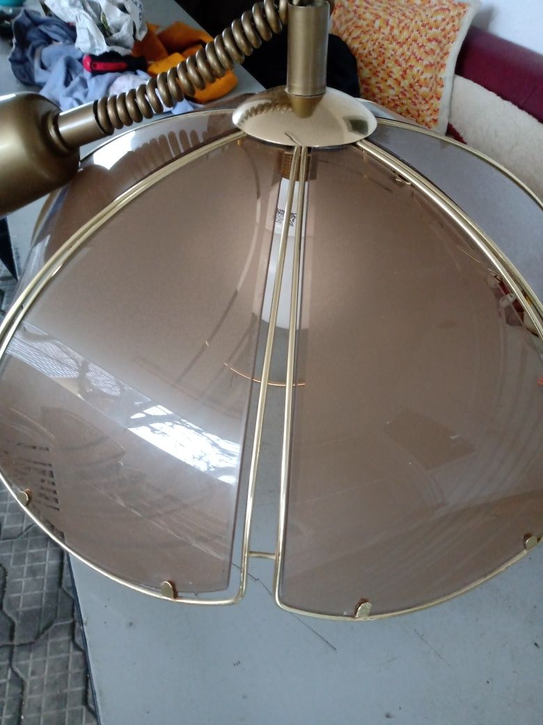 Lustre,   veioze