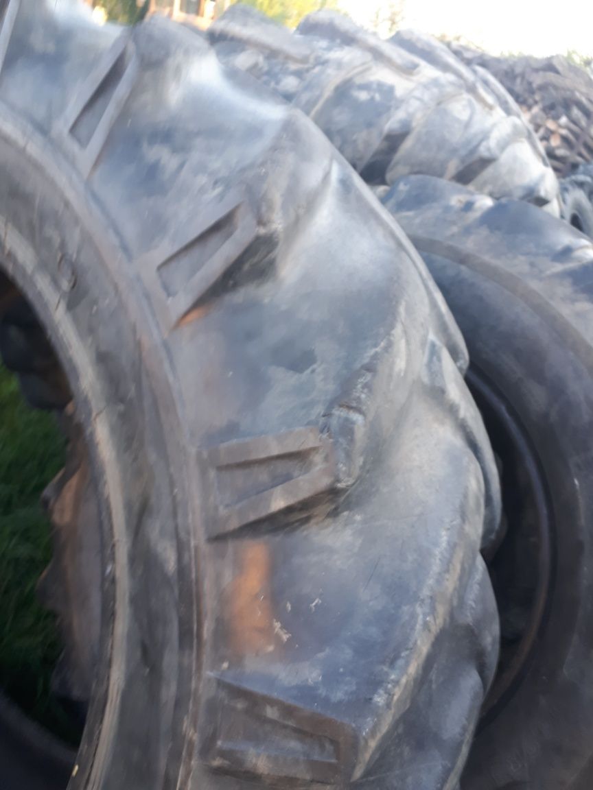 Cauciuc tractor 18,4R34 uzura 50%