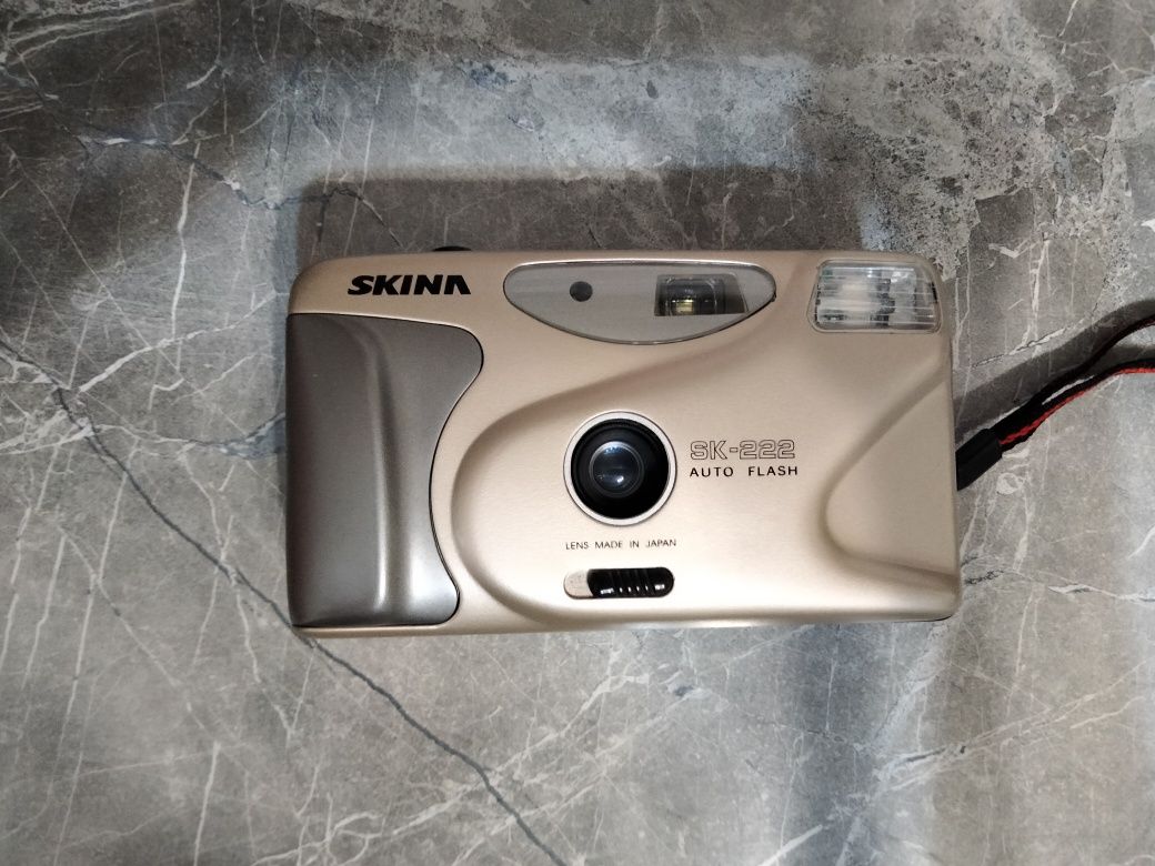 Продам плёночный фотоаппарата SKINL