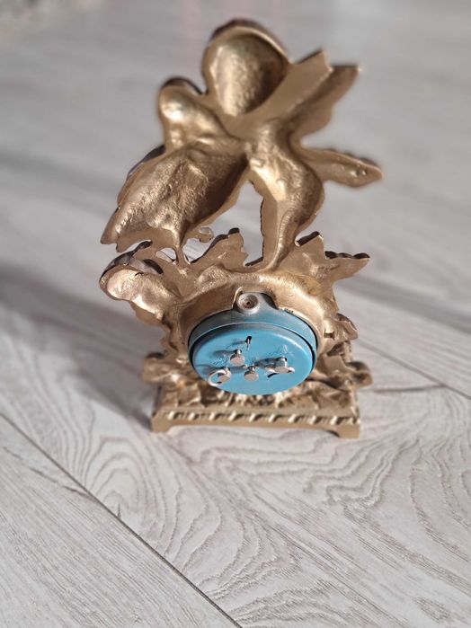 Oglinta vintage si ceas vintage