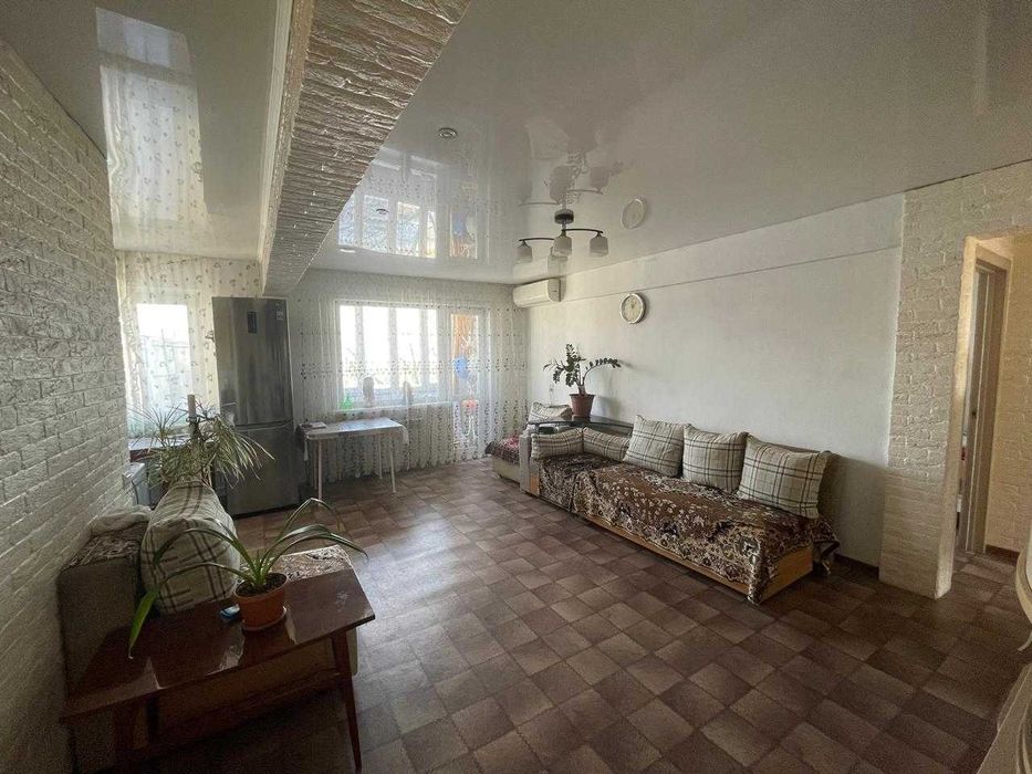 / Продам 3х ком студию Жамбыла 71 (4ая школа им Абая) Торг!