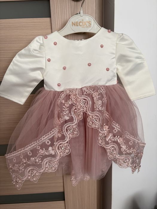Rochita eleganta botez - rochie bebe fetita alb cu roz  - 3-6 luni