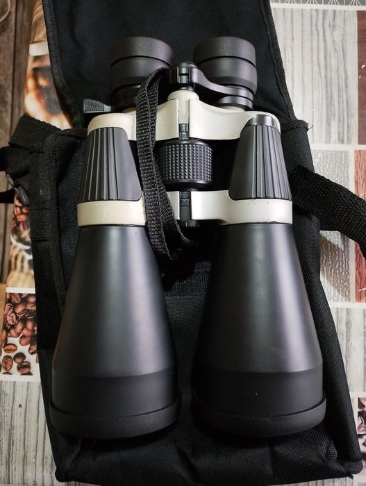 Бинокль 10-30×60
