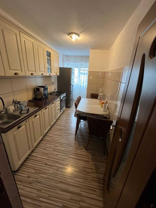 Apartament 3 camere, ultracentral, Bulevardul A.I. Cuza, CAM 3