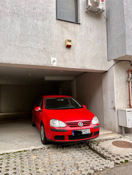 W Golf 5 din 2006 motor 1.6 benzina euro 4 km 190000 reali