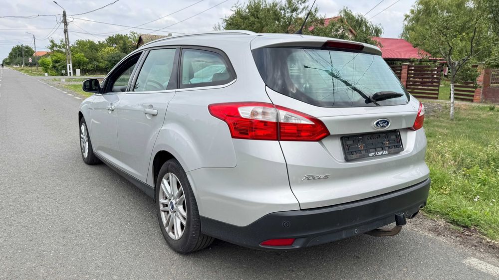 Ford Focus  2014