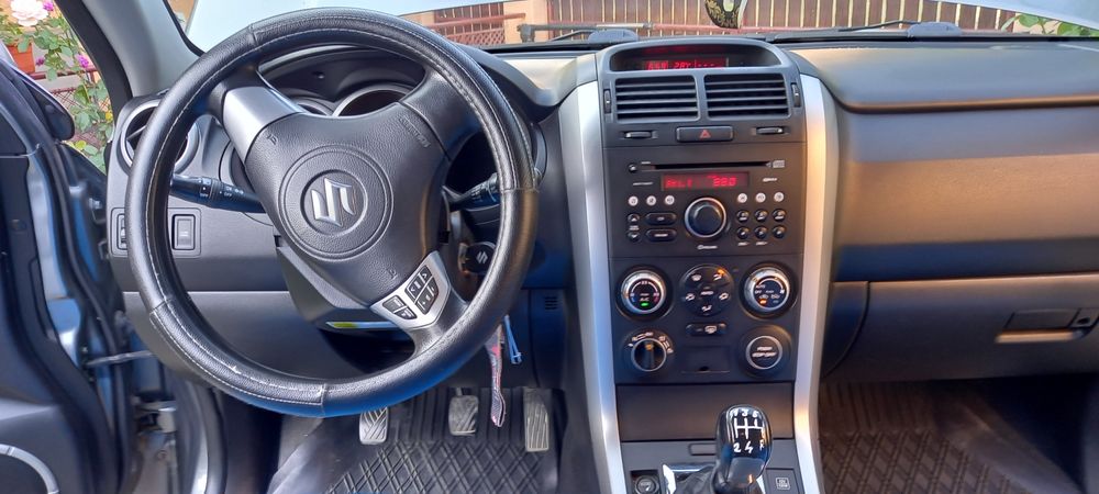 Suzuki Grand Vitara 4x4 2005-2006 1.9 DDIS
